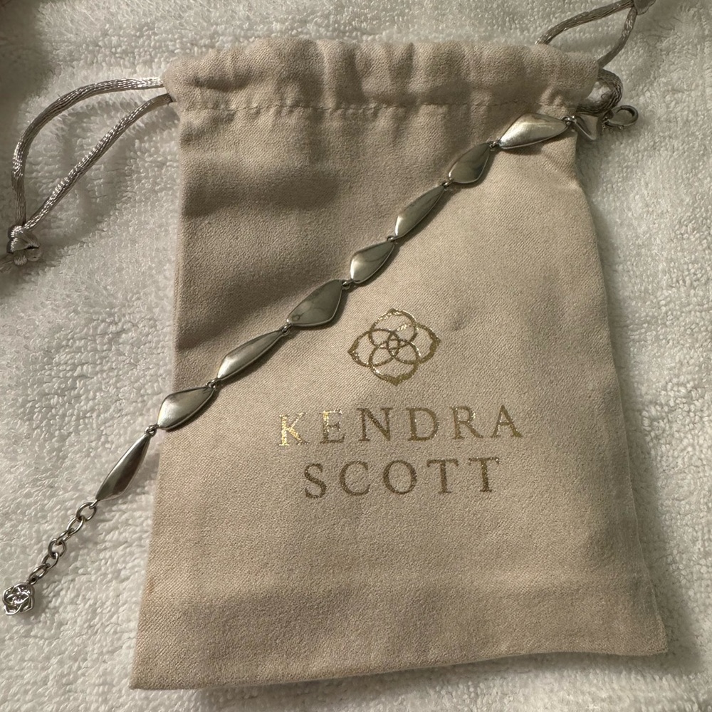 Kendra Scott bracelet. Never worn
